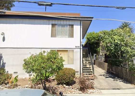2435 2nd Street property